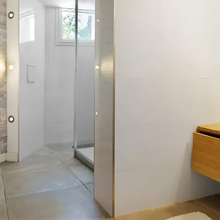 Apartment Andalouse Poussan
